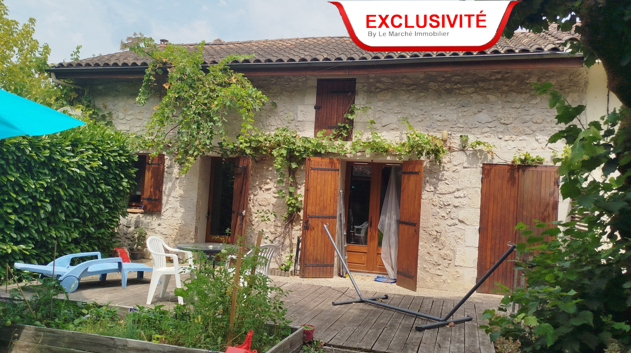 Maison en pierre de plain-pied   À 200m du centre de Casteljaloux