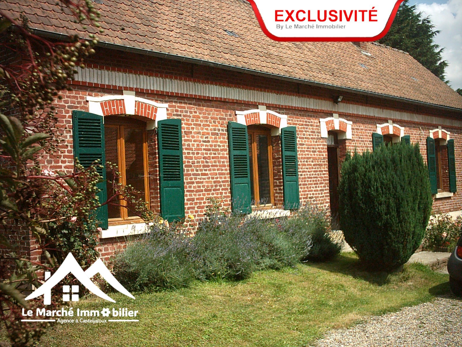 Propriété avec maison principale et 3 gîtes   plus de 40 000 € de revenus annuels
